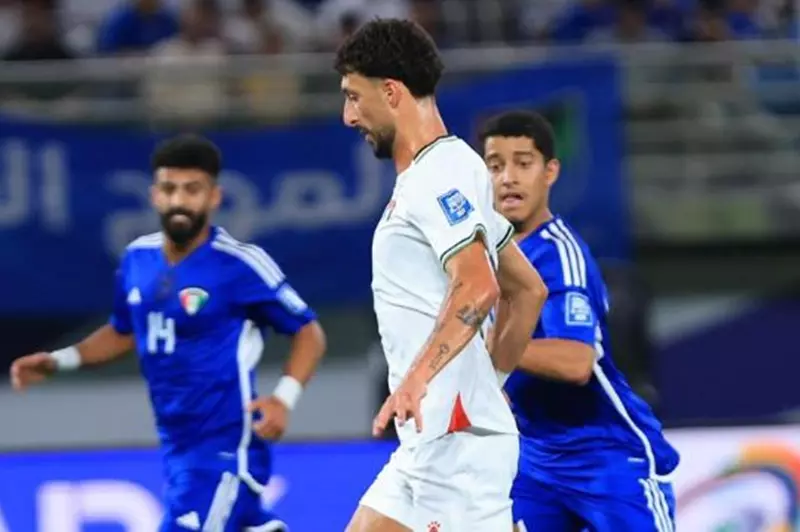 وسام أبو علي يقود منتخب فلسطين لتحقيق انتصار تاريخي على الكويت ويعزز آماله في ملحق المونديال (فيديو)