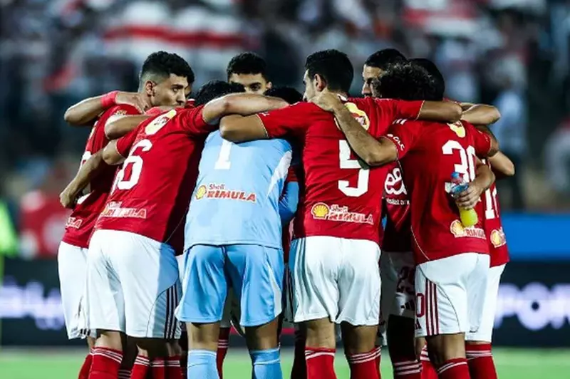 هل ظُلم الأهلي باستبعاده من جائزة "كاف"؟